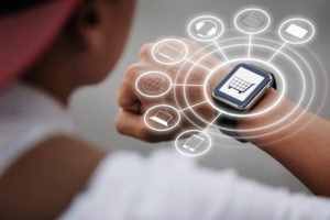 Smartwatch beim Shopping nutzen: Viele Anwender wünschen sich E-Commerce-Lösungen